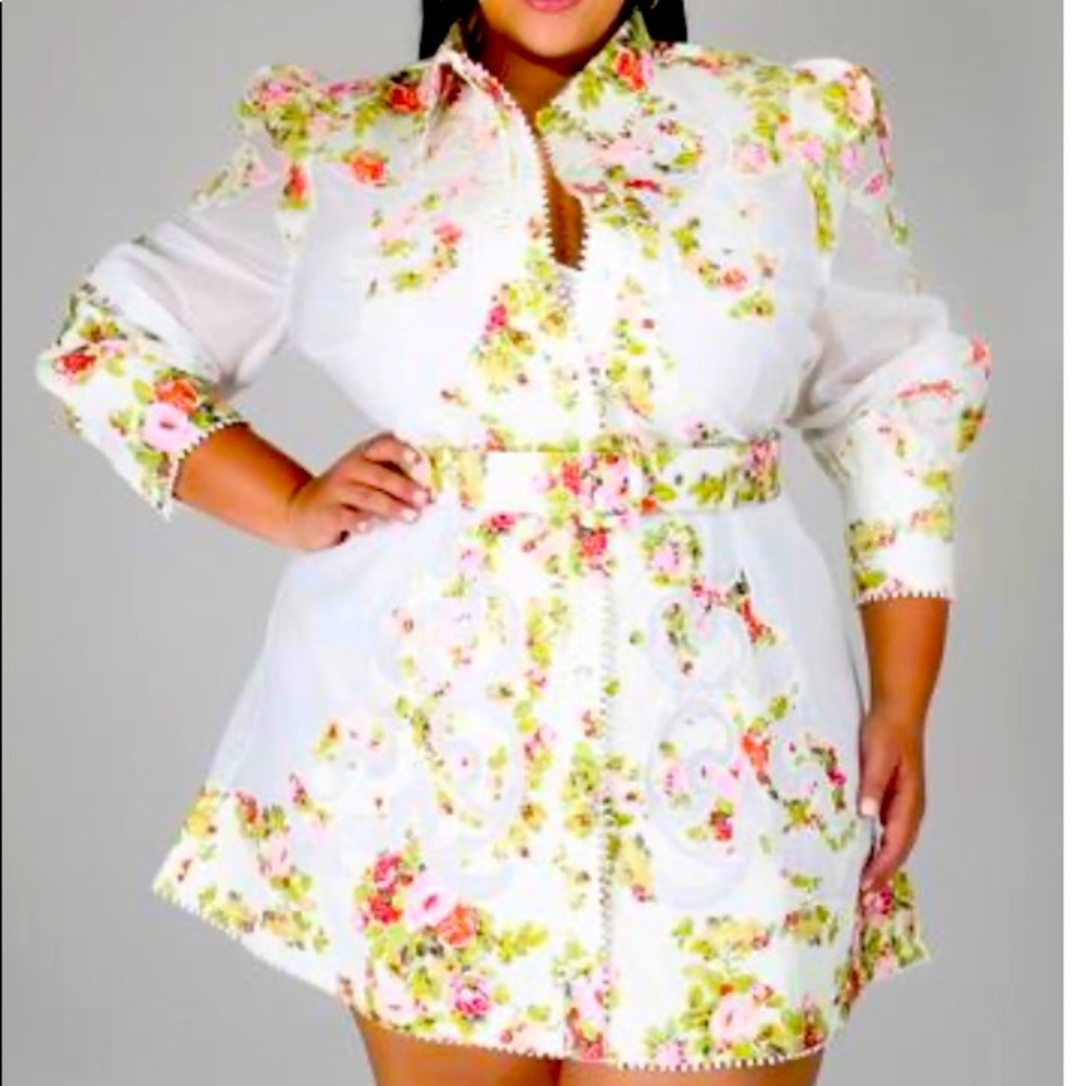 Beautiful flower Mini Plus Size Dress